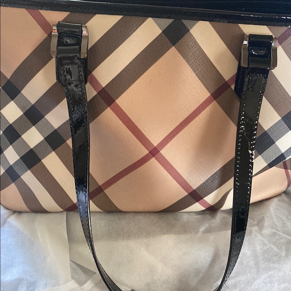 BURBERRY Checkered Tote Bag with Black Straps